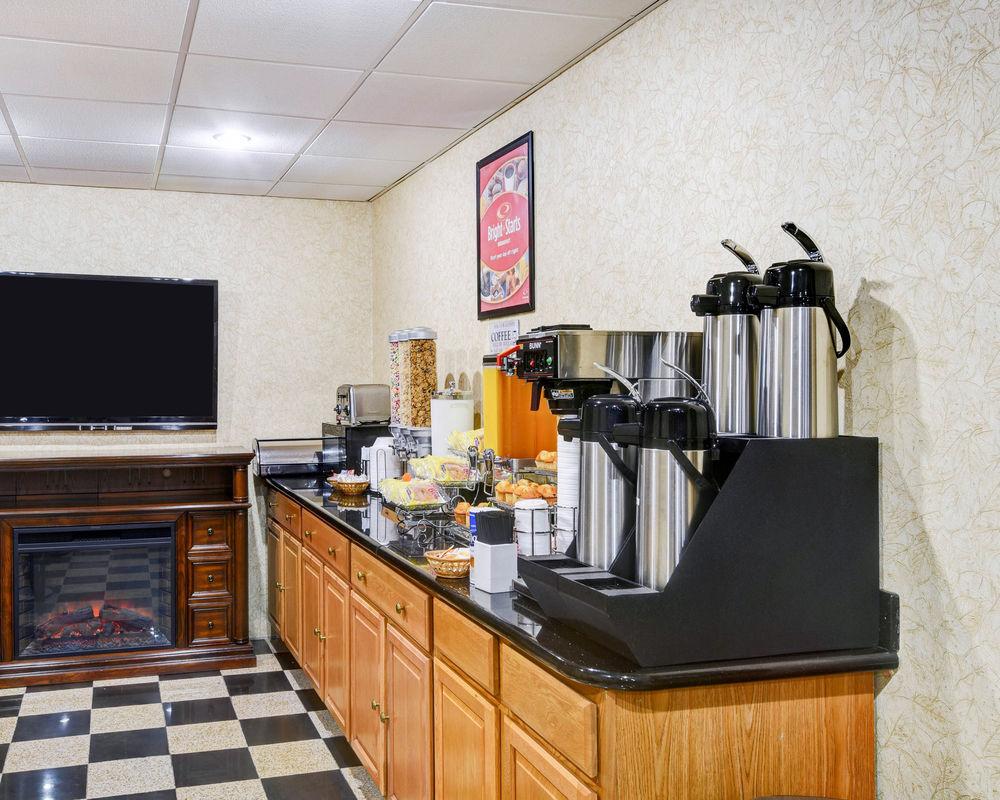 Econo Lodge Morgantown Εξωτερικό φωτογραφία