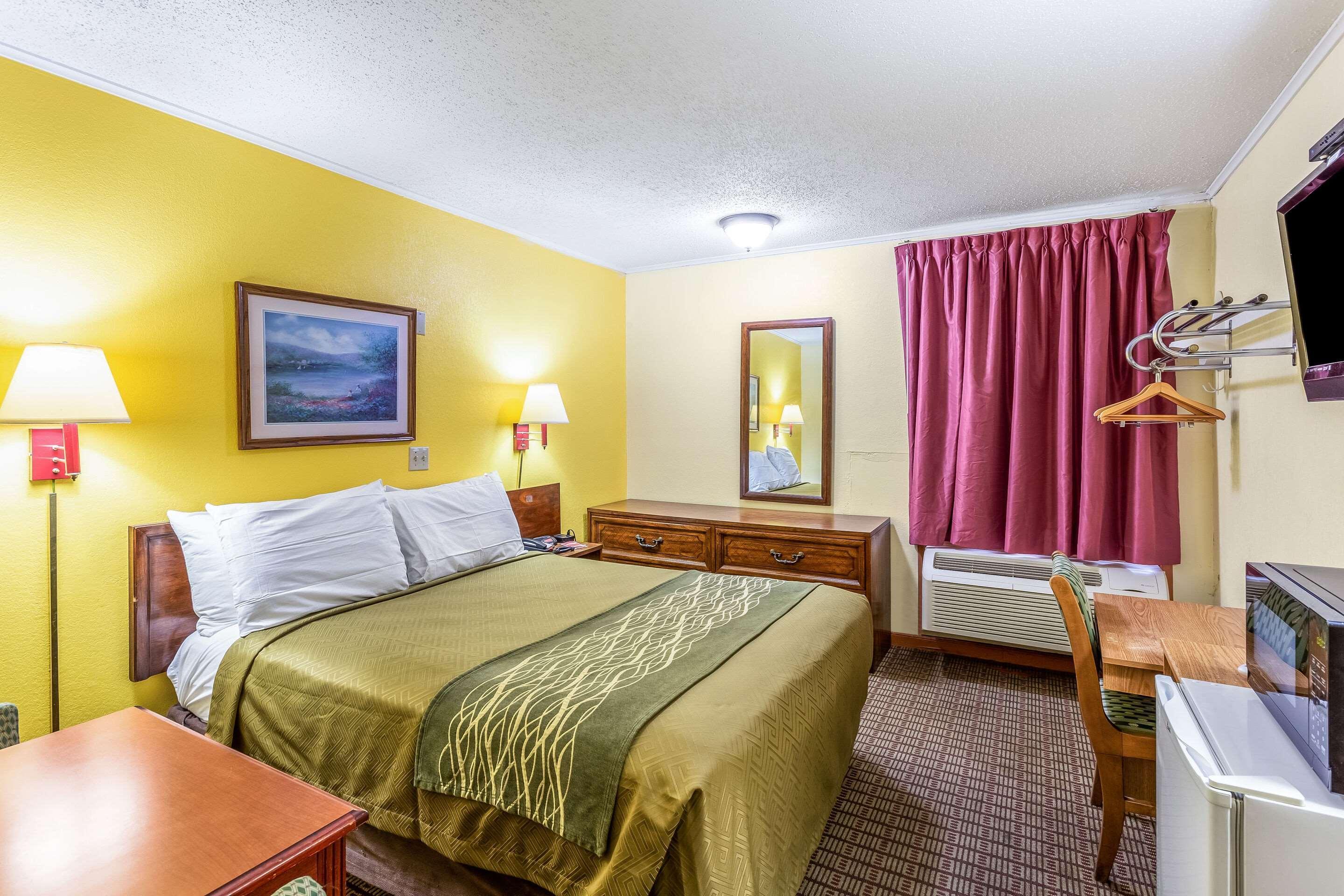 Econo Lodge Morgantown Εξωτερικό φωτογραφία