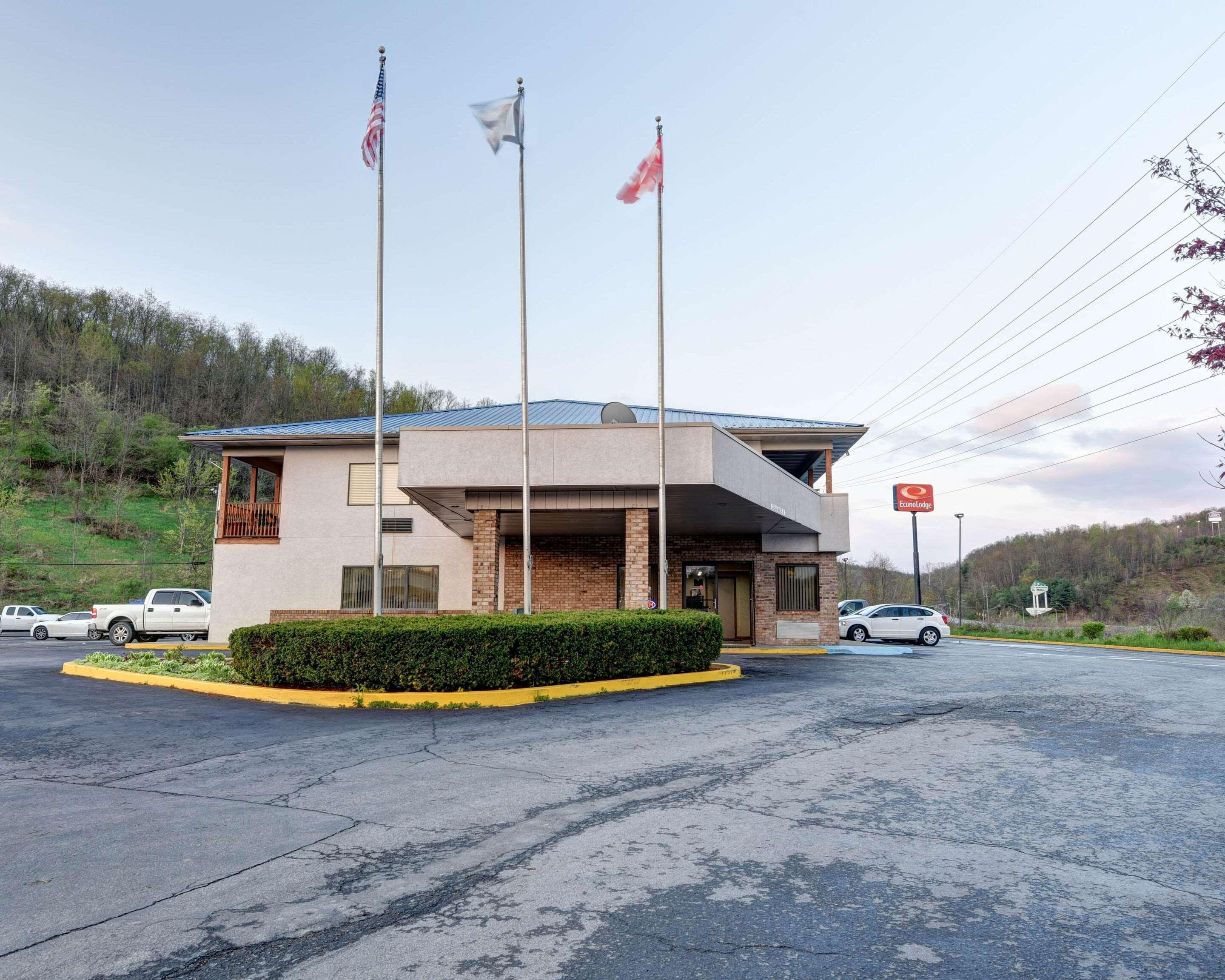 Econo Lodge Morgantown Εξωτερικό φωτογραφία