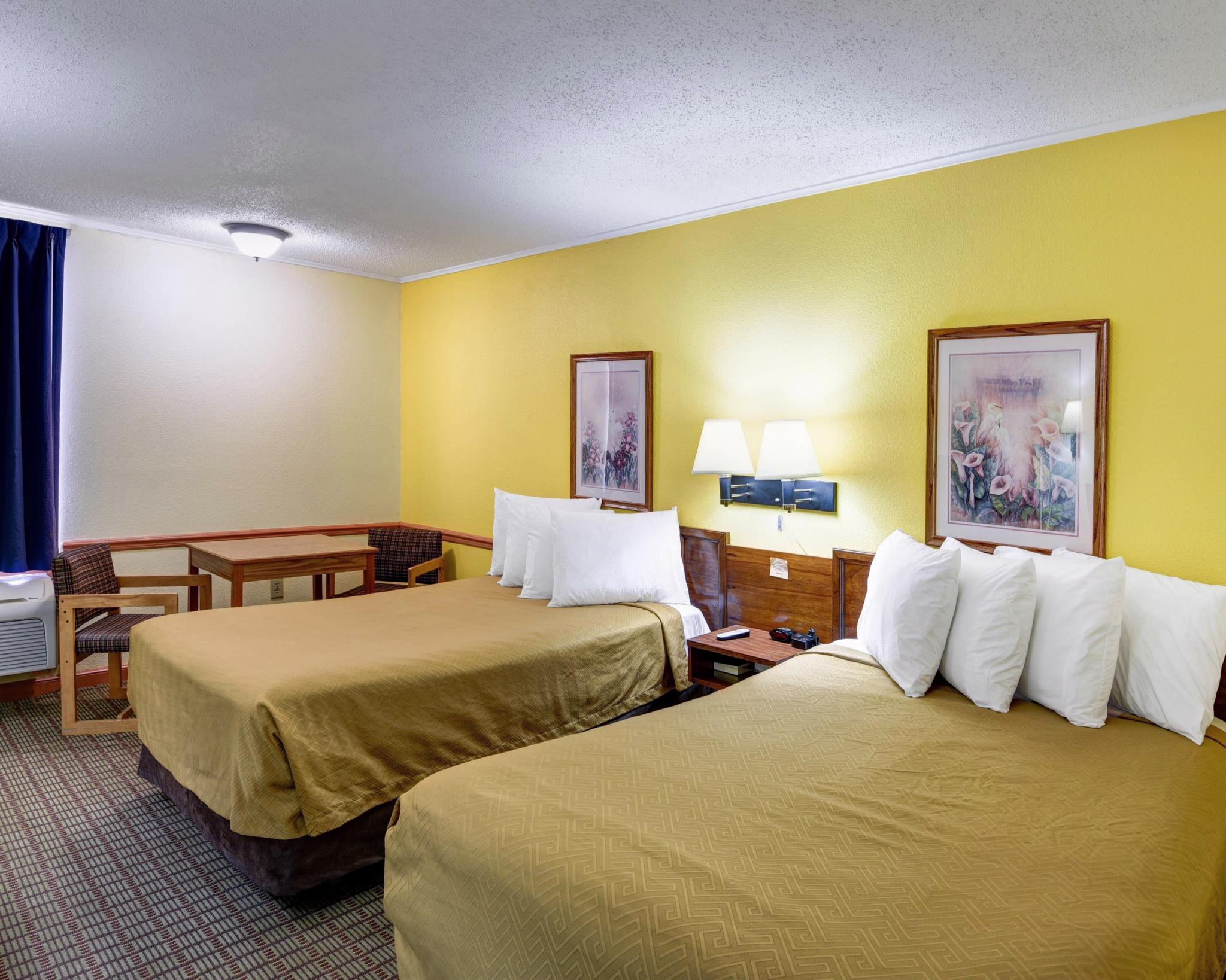 Econo Lodge Morgantown Εξωτερικό φωτογραφία